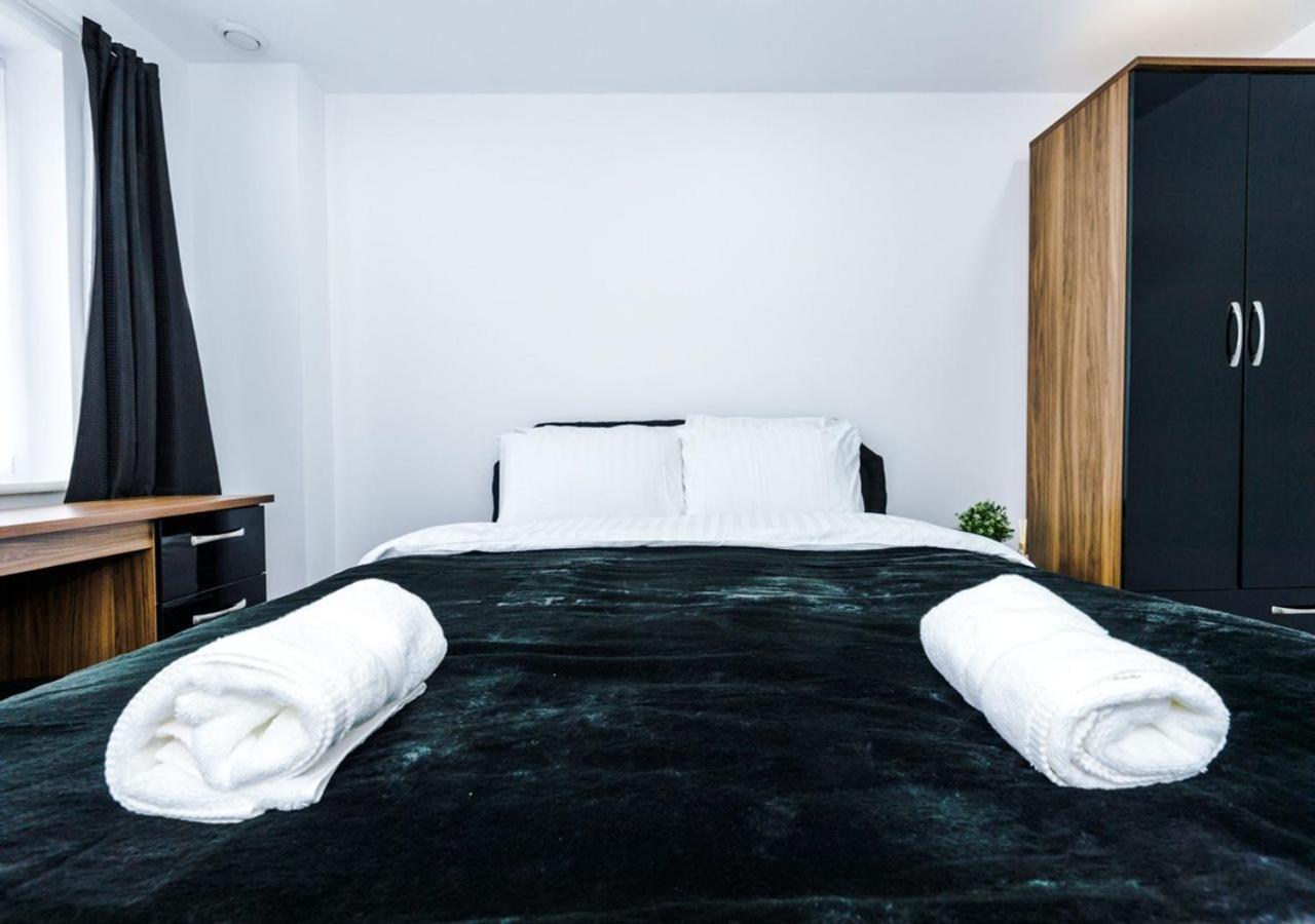 Luxury 3 Bedroom House Close To Manchester Center מראה חיצוני תמונה