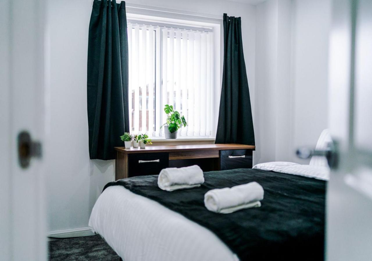 Luxury 3 Bedroom House Close To Manchester Center מראה חיצוני תמונה