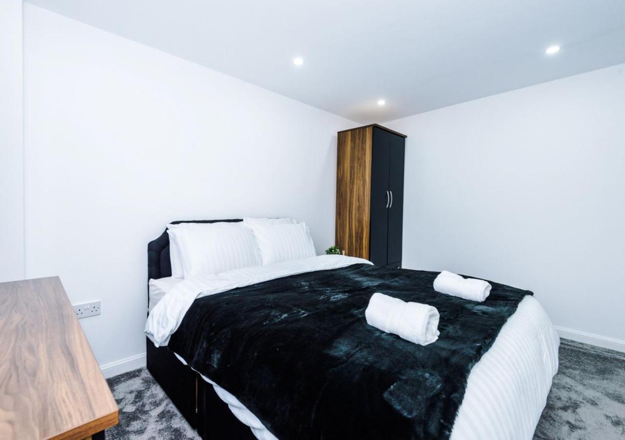 Luxury 3 Bedroom House Close To Manchester Center מראה חיצוני תמונה
